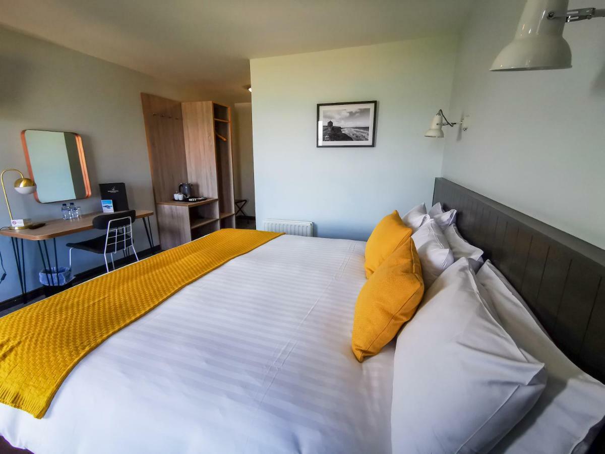 Marine Hotel บัลลีคาสเซิล ภายนอก รูปภาพ